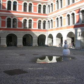 Wasserlacke aus Polyester 